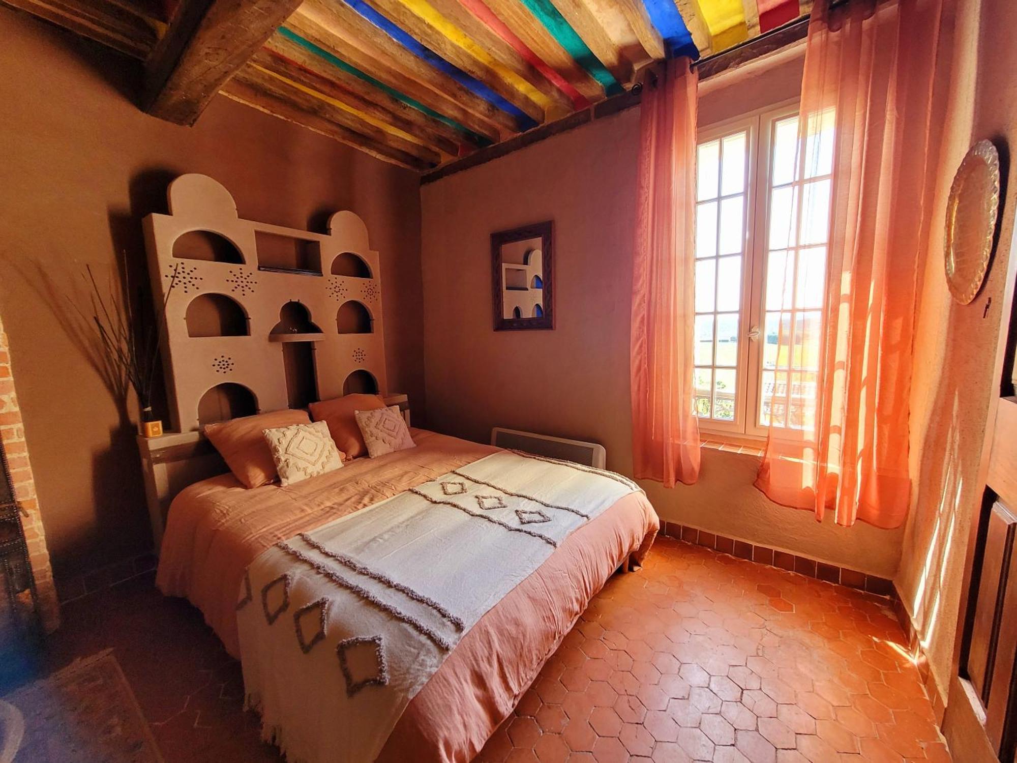 Au Puits De La Fontaine Otel Tavernes Oda fotoğraf