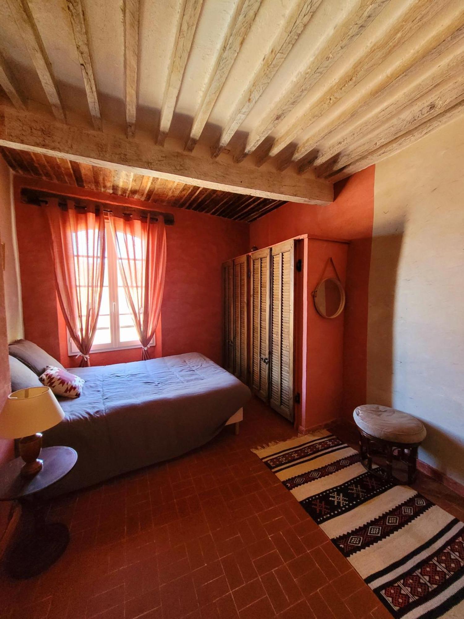 Au Puits De La Fontaine Otel Tavernes Oda fotoğraf